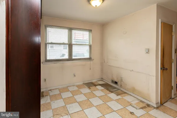 $295,000 | 2703 Union Avenue, Pennsauken, NJ 08109