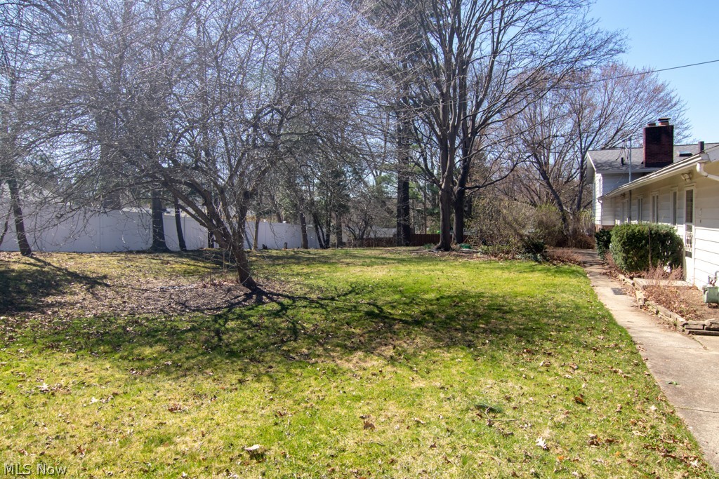 2044 Larchmont Road Akron, OH 44313 - Photo 24 of 25 Gallery Image 24
