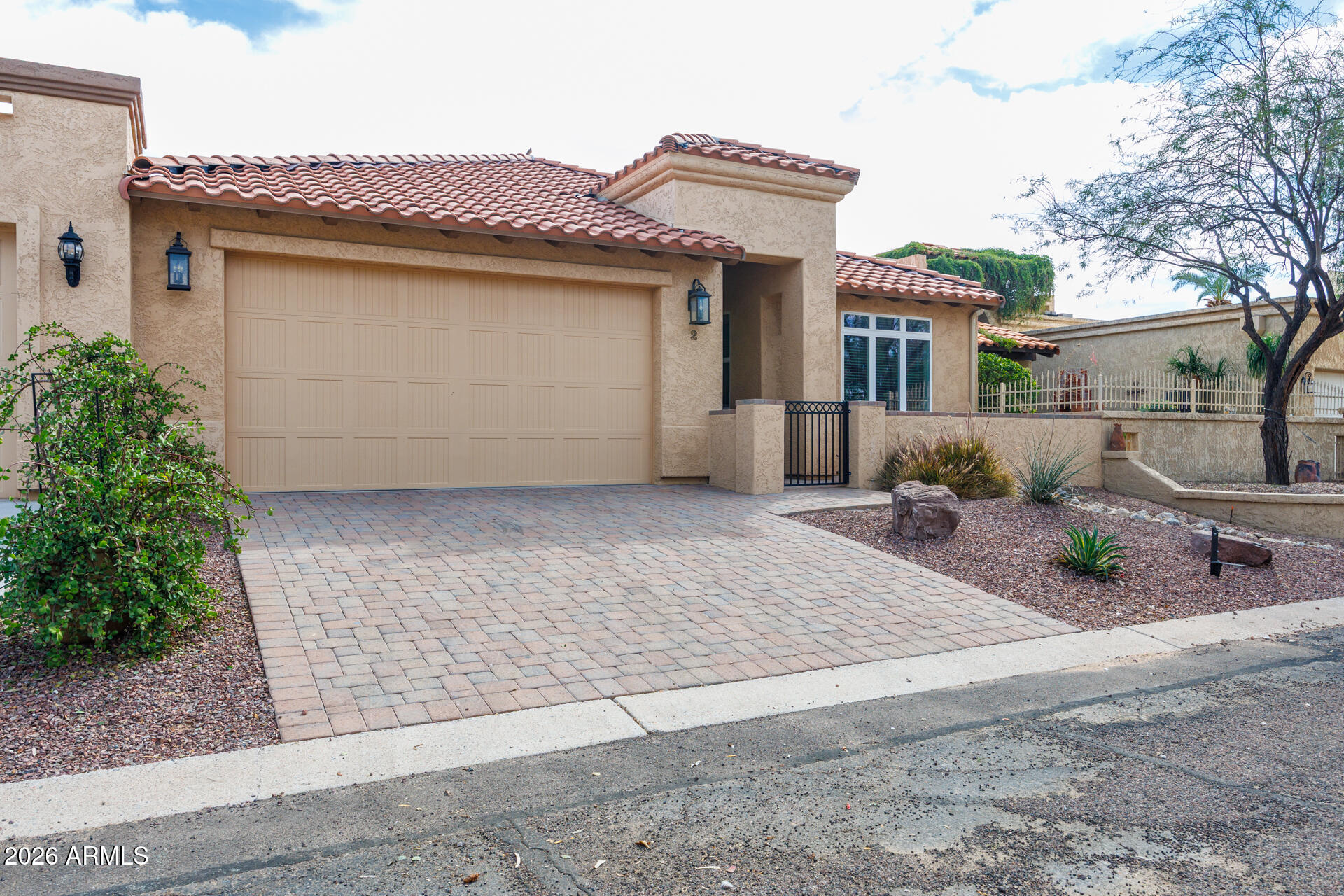 943 East Kortsen Road, Unit 2 Casa Grande, AZ 85122 - Photo 2 of 48 946 E Kortsen Unit 2 - Front Left