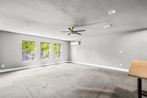 $499,000 | 1215 North Bishop Avenue, Dallas, TX 75208