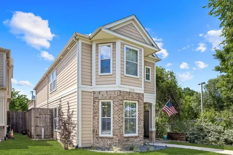 $499,000 | 1215 North Bishop Avenue, Dallas, TX 75208