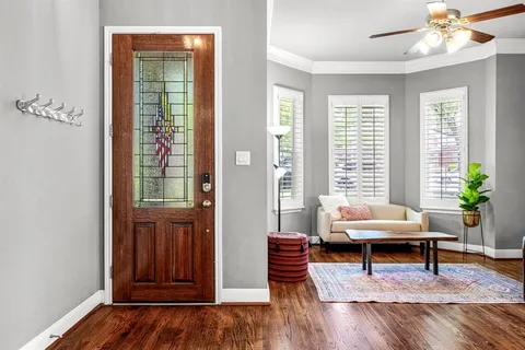 $499,000 | 1215 North Bishop Avenue, Dallas, TX 75208