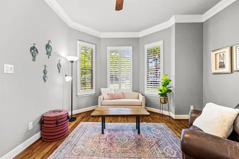 $499,000 | 1215 North Bishop Avenue, Dallas, TX 75208