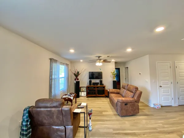 $298,500 | 3101 Van Day Way, Crestview, FL 32539