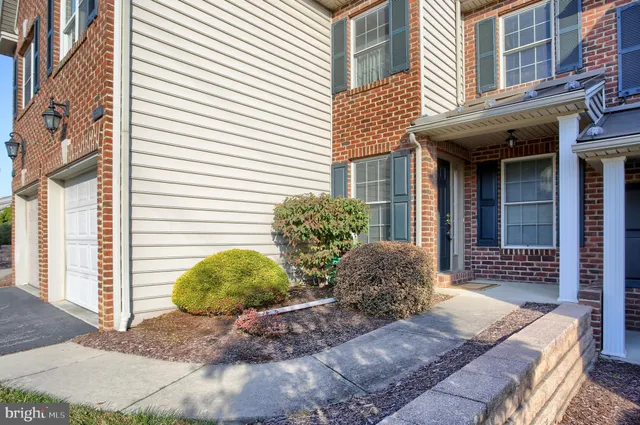$330,000 | 5295 Winthrop Avenue, Mechanicsburg, PA 17050