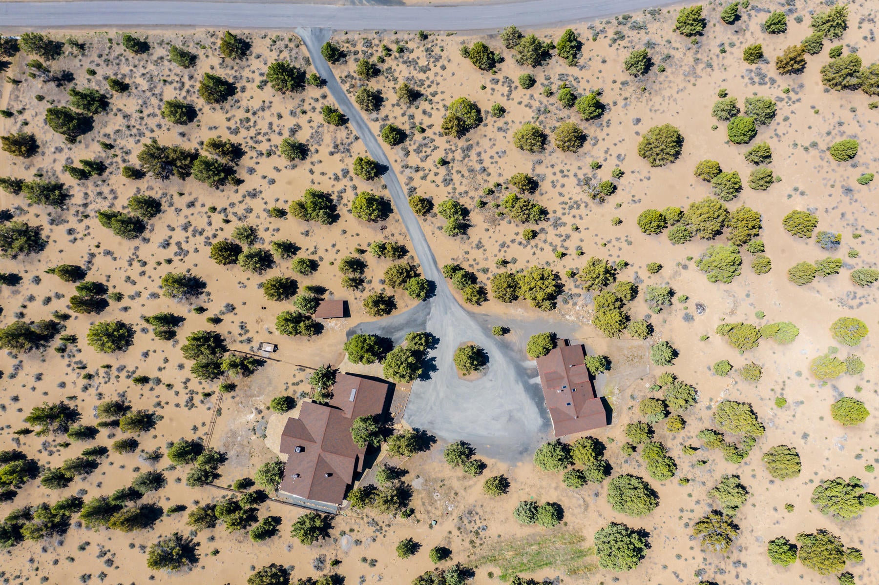 61070 Groff Road Bend, OR 97702 - Photo 30 of 30 30-Plenty of Room for Toys