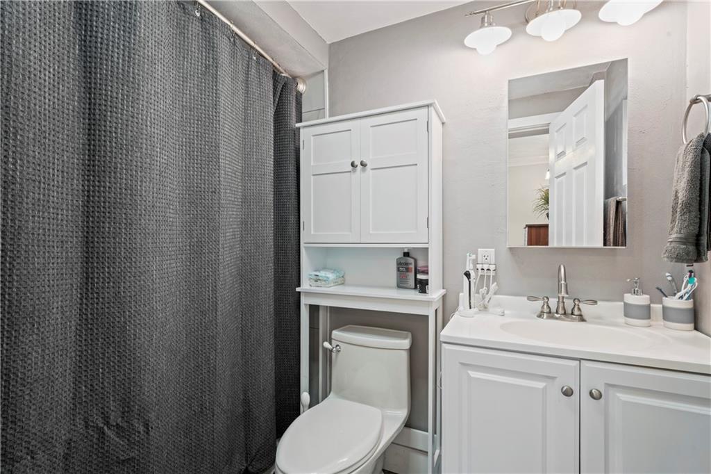 1373 Grove Road Castle Shannon, PA 15234 - Photo 18 of 21 Gallery Image 18