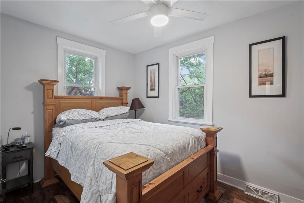 1373 Grove Road Castle Shannon, PA 15234 - Photo 9 of 21 Gallery Image 9