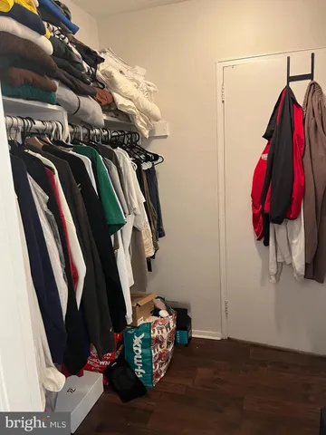 $129,000 | 2101-17 Chestnut Street, Unit 1706, Philadelphia, PA 19103