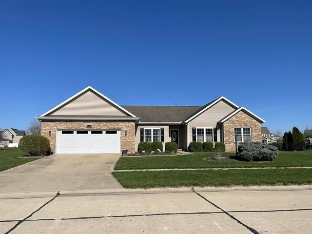 $499,000 | 1808 South Orchard Drive, Mahomet, IL 61853