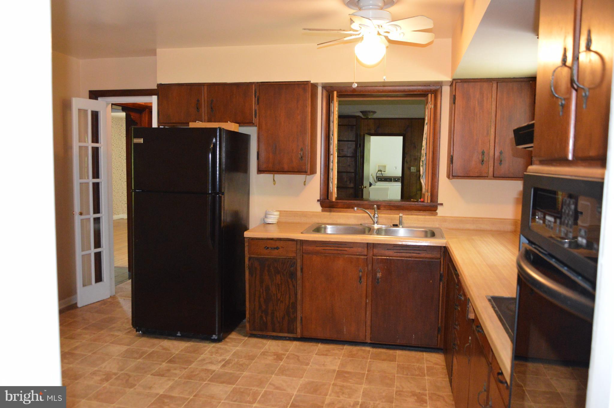 11420 Pleasant Vale Road Markham, VA 22643 - Photo 17 of 30 Kitchen