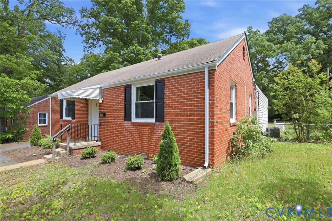 1609 Foster Road Richmond, VA 23226 - Photo 4 of 54