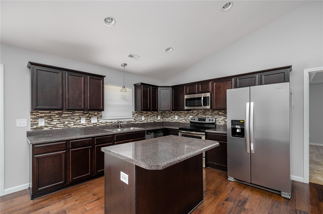 102 Buteos Way Anderson, SC 29621 - Photo 9 of 24