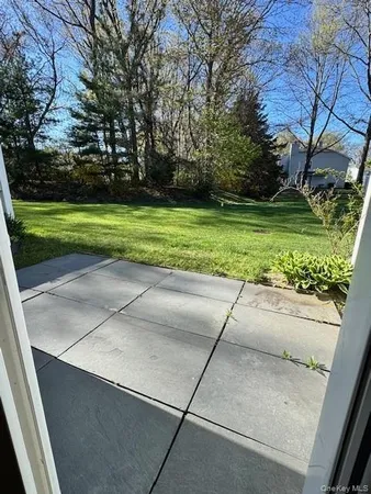 $3,500 | 404 Sara Circle, Port Jefferson Station, NY 11776