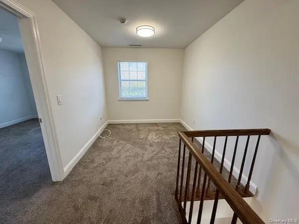 $3,500 | 404 Sara Circle, Port Jefferson Station, NY 11776