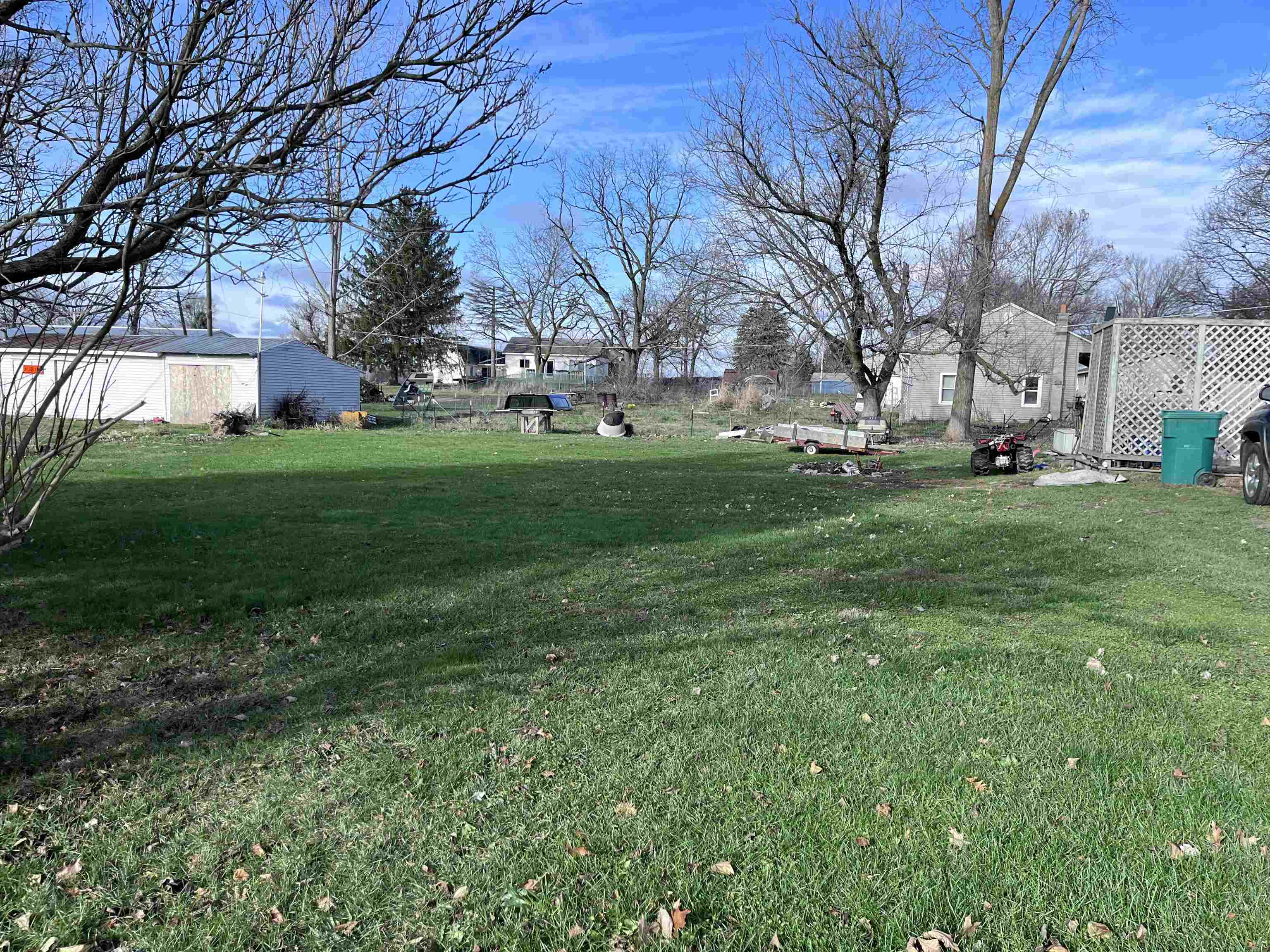 407 North Baldwin Road Owosso, MI 48867 - Photo 6 of 22 50162333-984ab86a-9745-4ae3-a0c2-b3f54d3bdc89.JPG