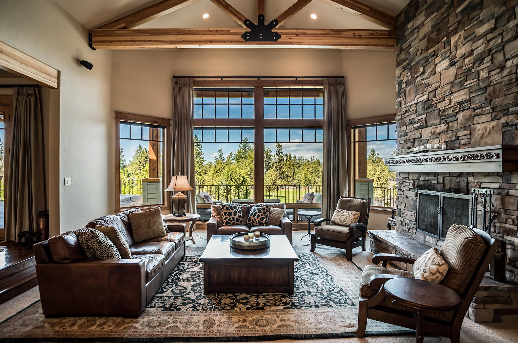 21880 Rickard Road Bend, OR 97702 - Photo 10 of 42 Vaulted Great Room