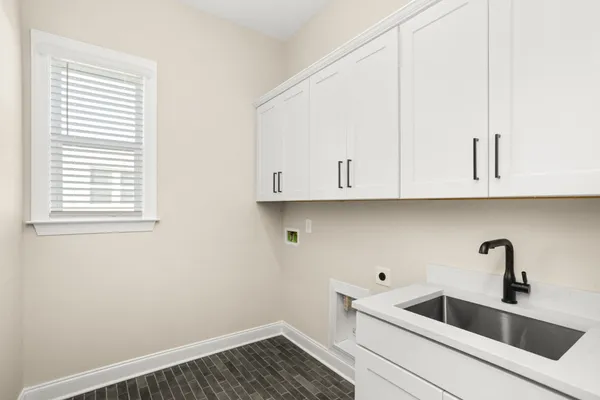 $1,049,990 | 5965 Hunt Vly Drive, Spring Hill, TN 37174