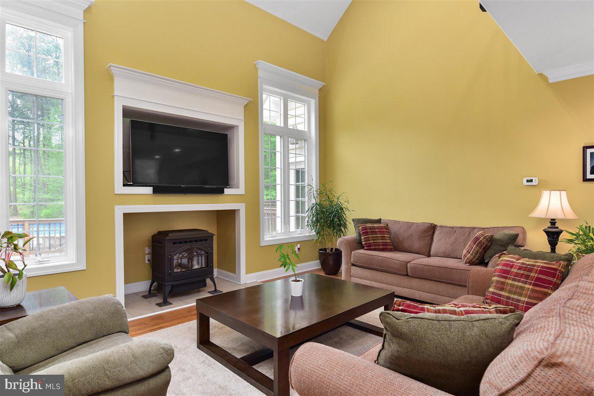 6745 Arvey Road Parsonsburg, MD 21849 - Photo 12 of 95 family room