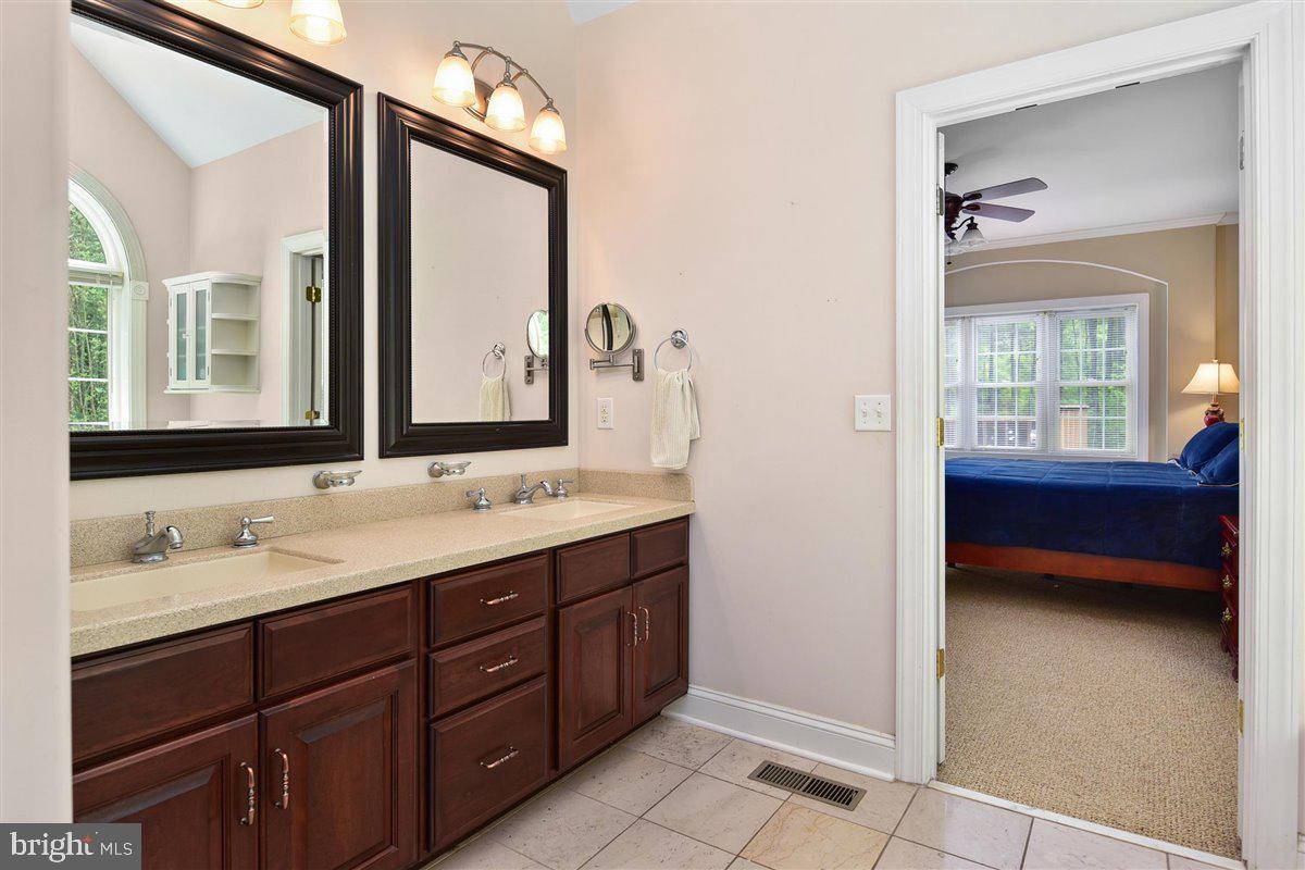 6745 Arvey Road Parsonsburg, MD 21849 - Photo 34 of 95 primary bathroom