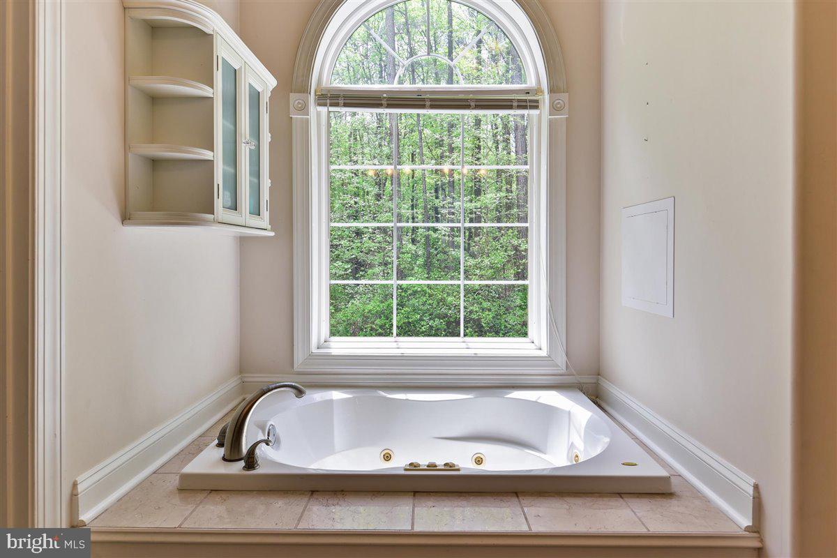 6745 Arvey Road Parsonsburg, MD 21849 - Photo 36 of 95 primary tub