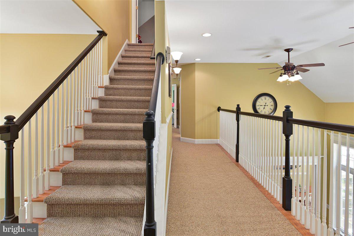 6745 Arvey Road Parsonsburg, MD 21849 - Photo 42 of 95 upstairs " catwalk" and stairs to 3rd level