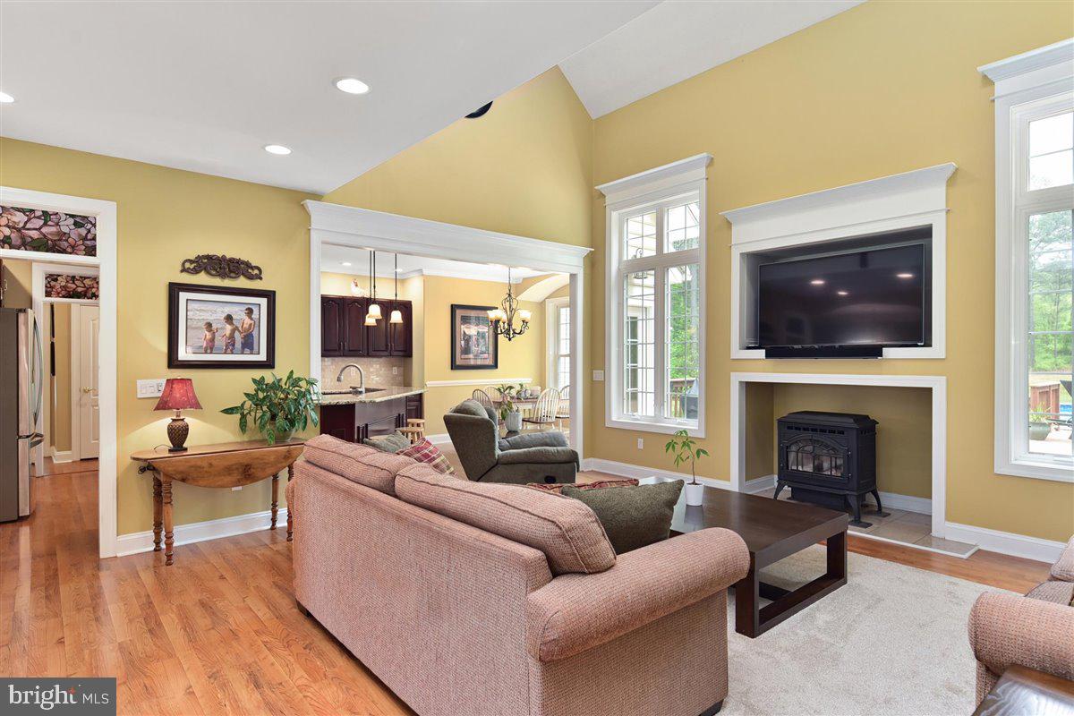 6745 Arvey Road Parsonsburg, MD 21849 - Photo 8 of 95 family room