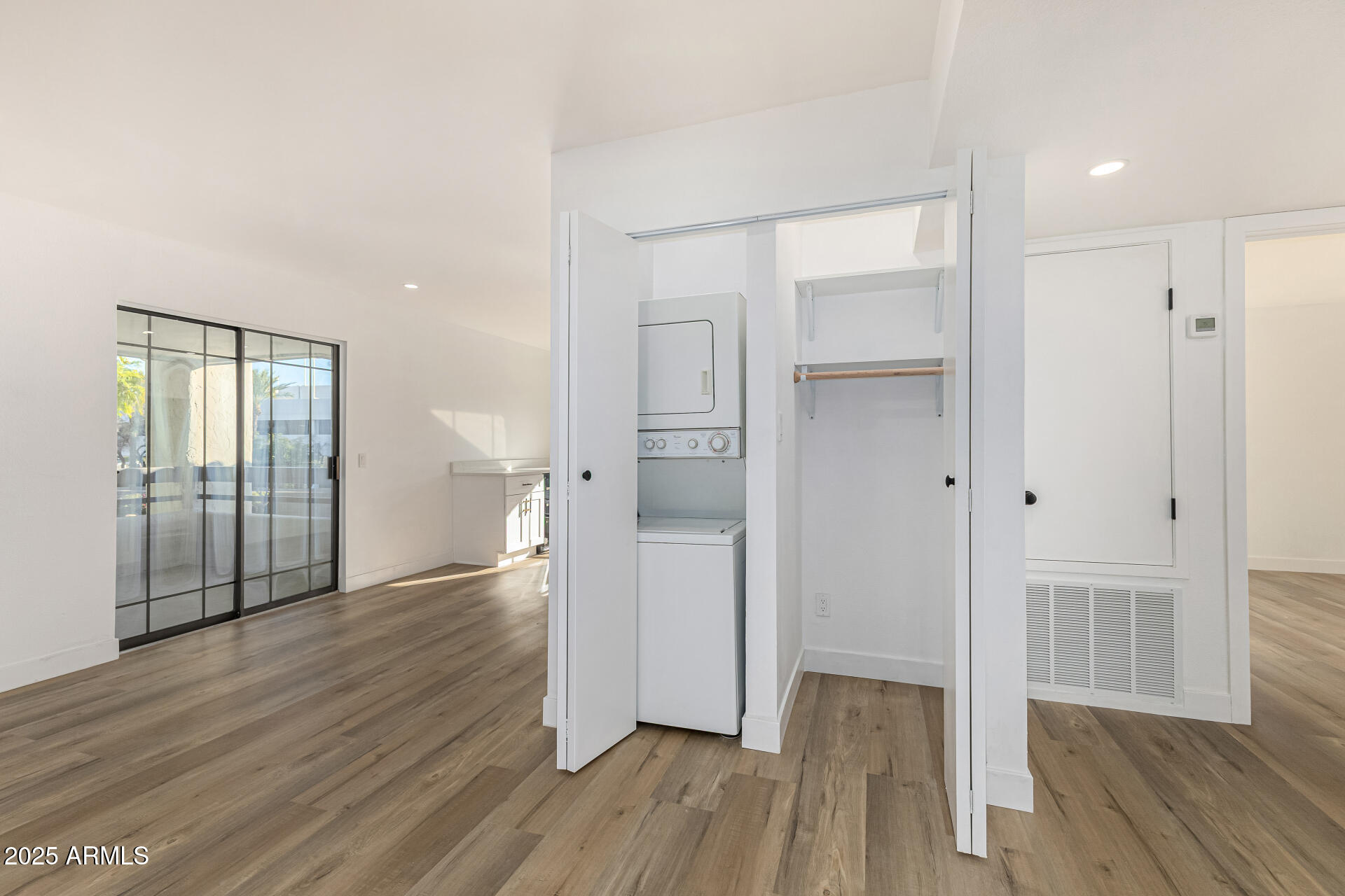 5207 North 24th Street, Unit 201 Phoenix, AZ 85016 - Photo 13 of 37 14-24th