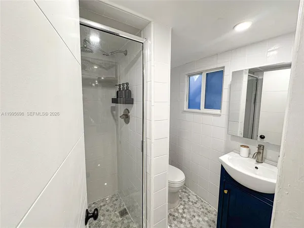 $3,275 | 174 Northeast 55th Street, Unit 1, Miami, FL 33137