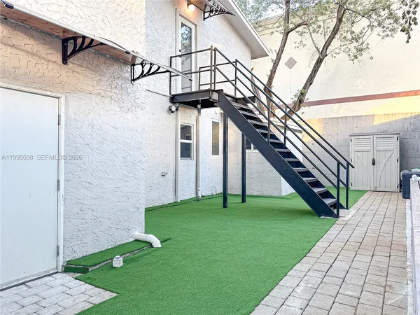 $3,275 | 174 Northeast 55th Street, Unit 1, Miami, FL 33137