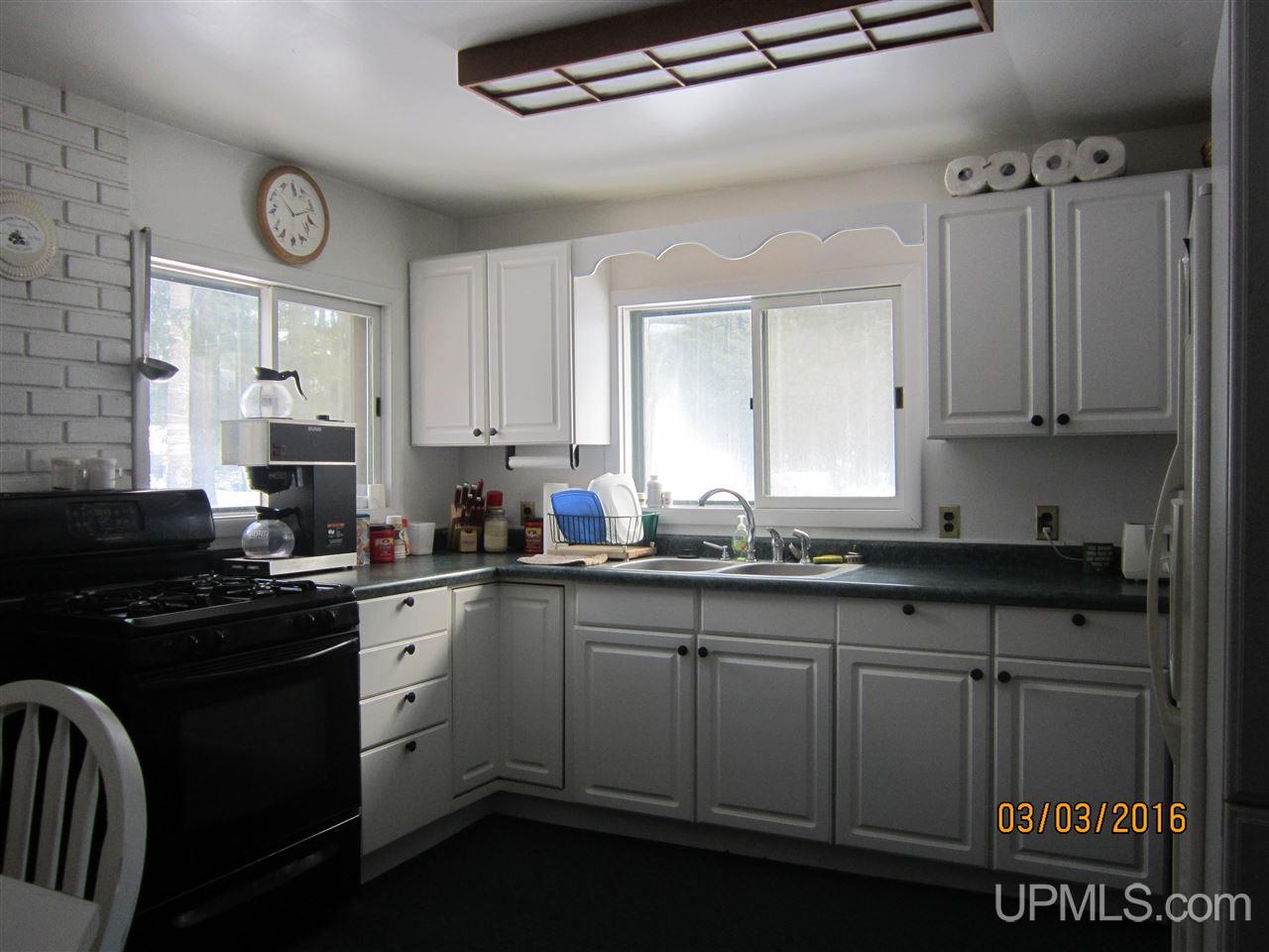 11605 Co Road Wetmore, MI 49895 - Photo 5 of 36