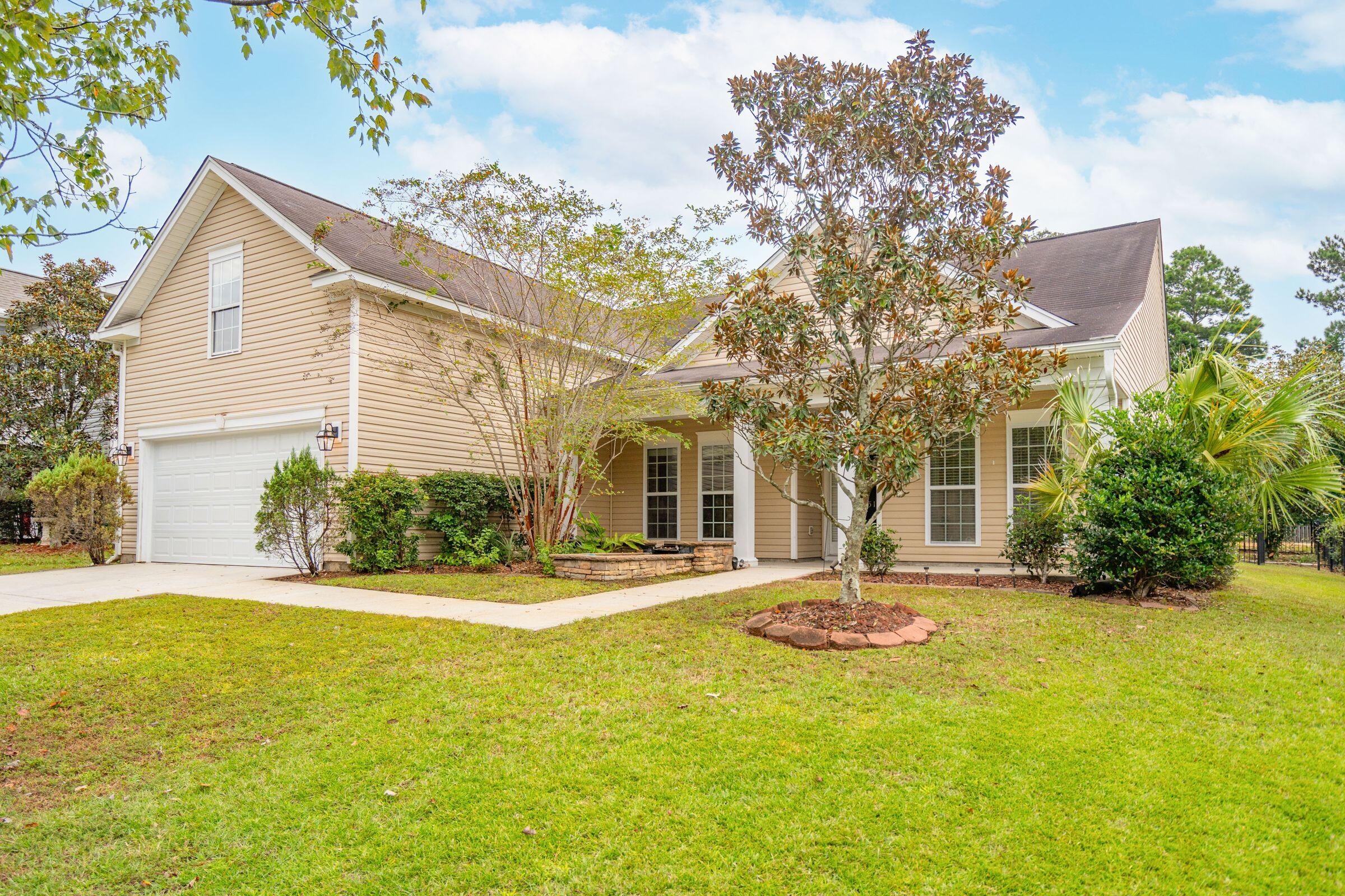 1516 St Stephens Way Hanahan, SC 29410 - Photo 3 of 66 1516StStephensWy-KeenEyeMarketing-003