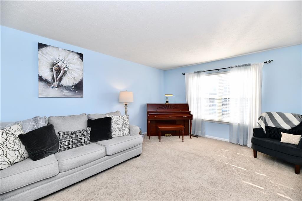 5032 West Bay Road Plainfield, IN 46168 - Photo 7 of 56 Gallery Image 7