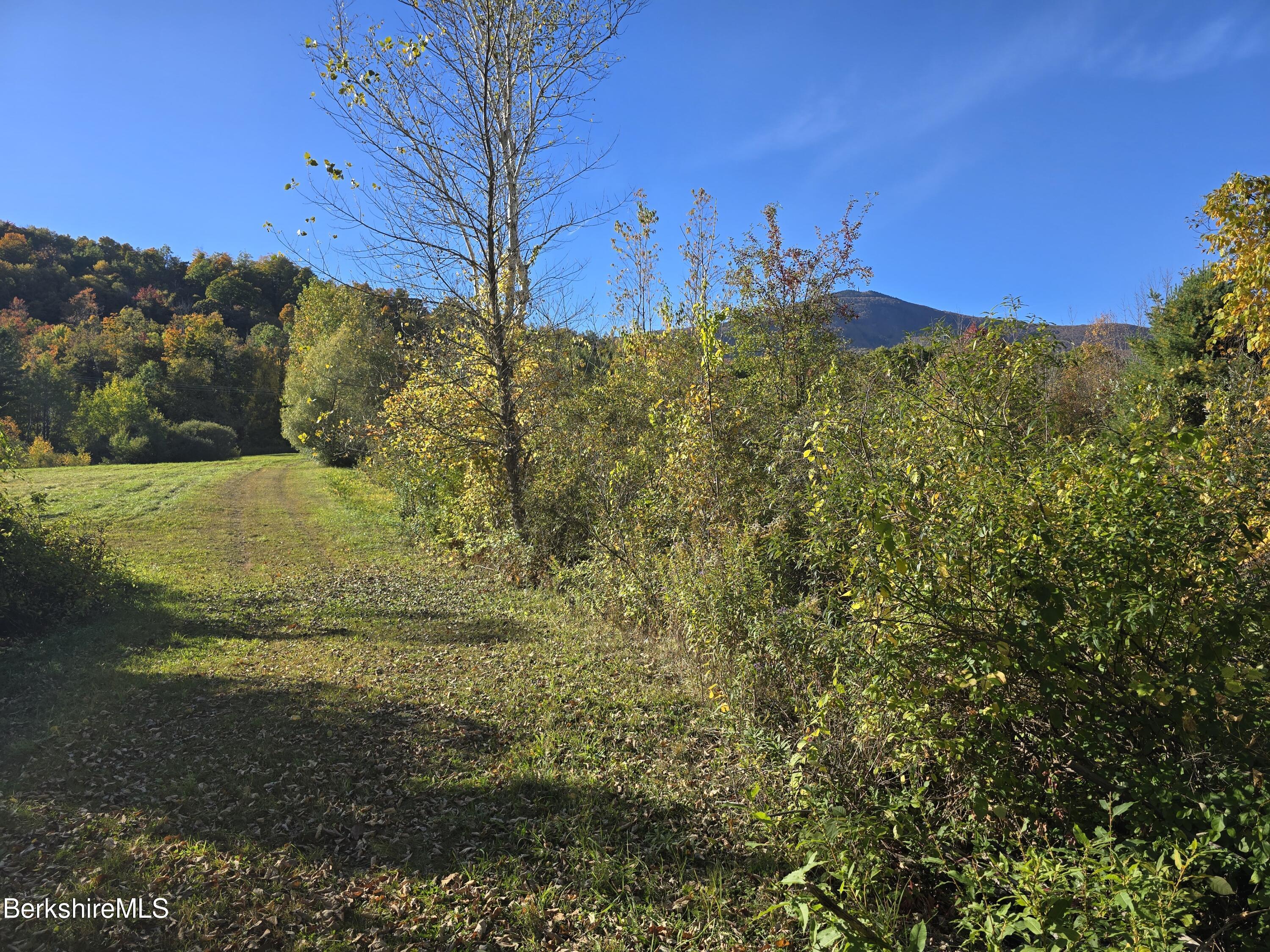 219 W Road Adams, MA 01220 - Photo 11 of 25 1000020111