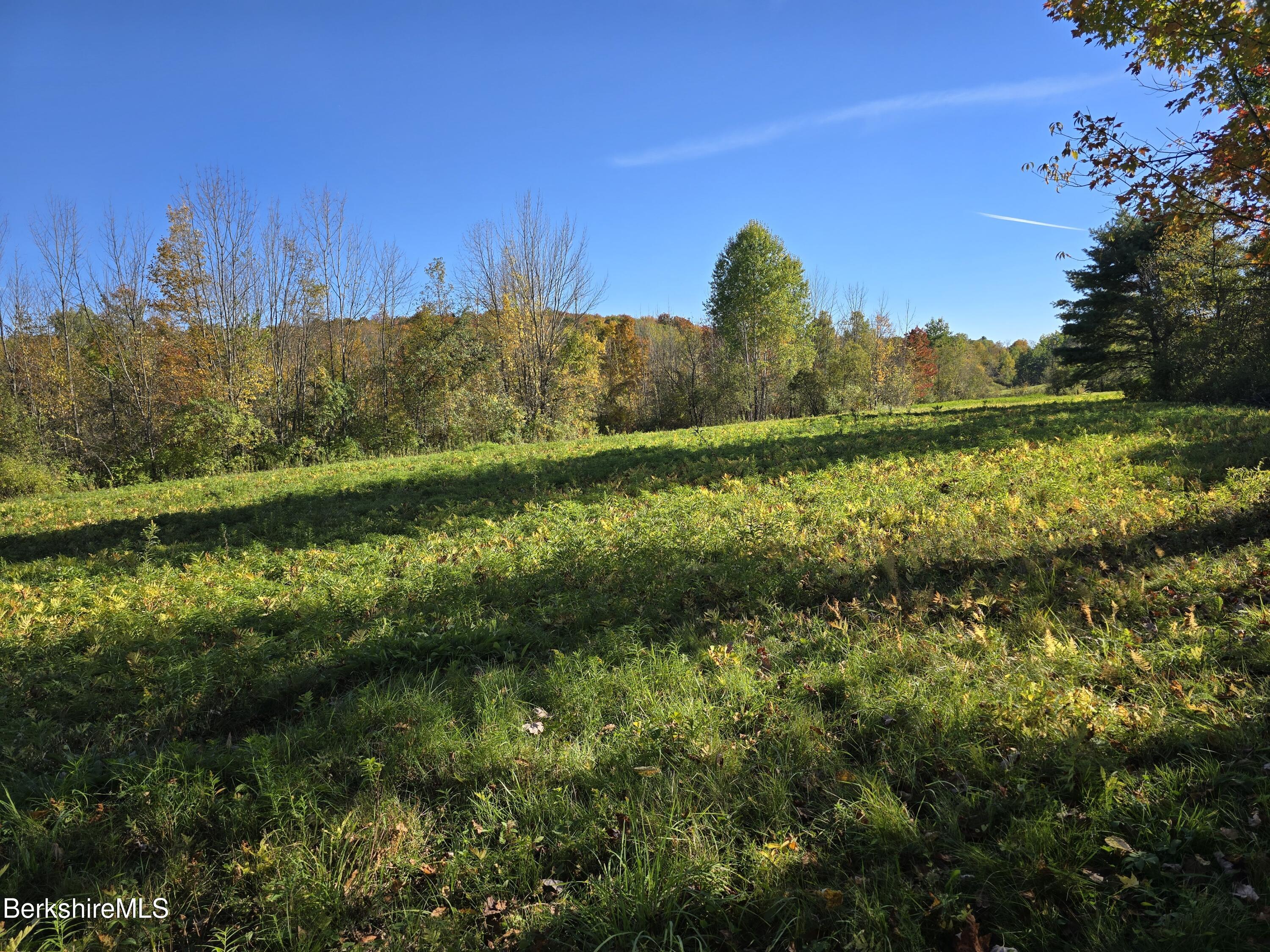 219 W Road Adams, MA 01220 - Photo 14 of 25 1000020108