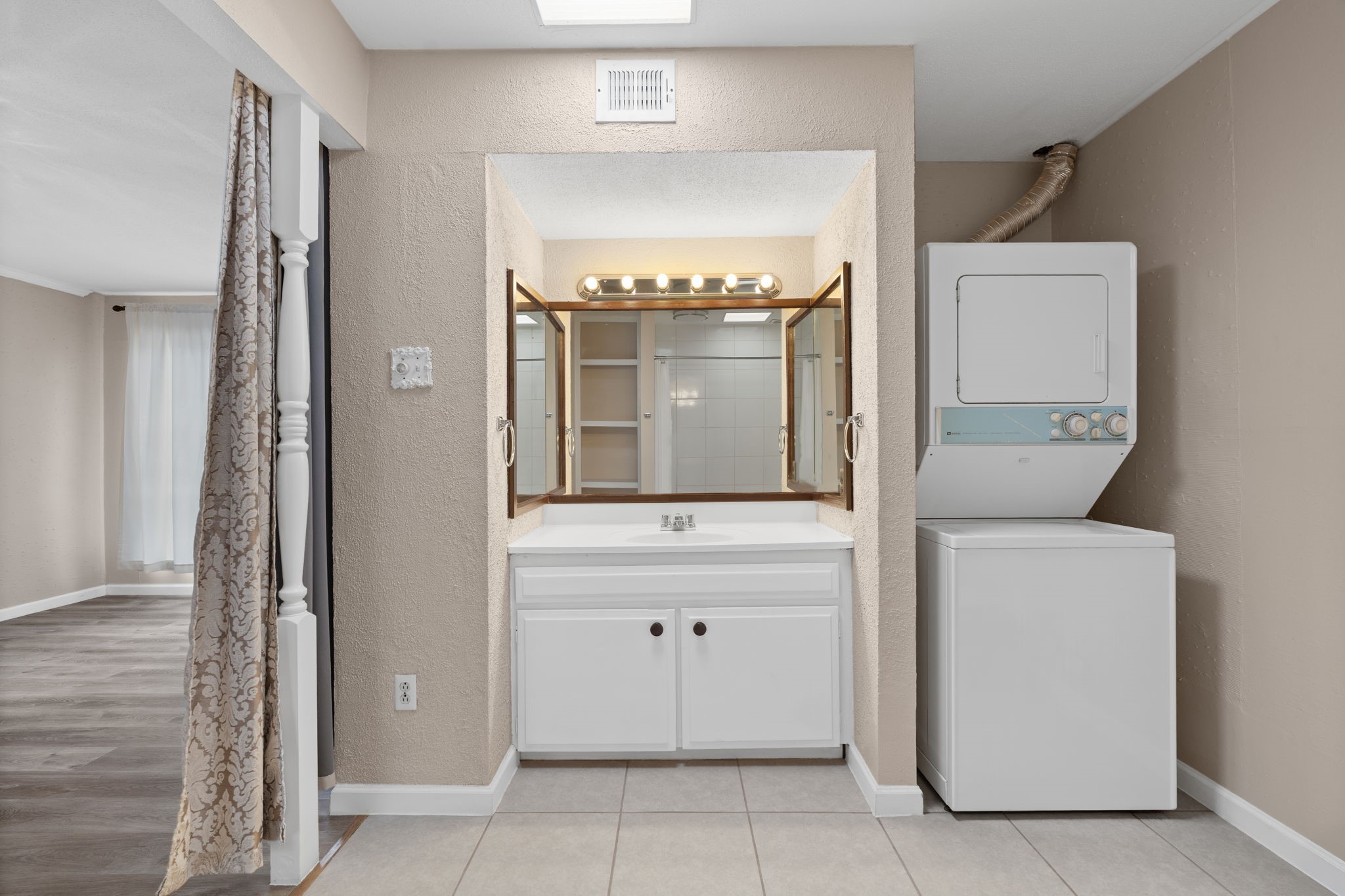 7047 Bissonnet Street, Unit 68 Houston, TX 77074 - Photo 19 of 21