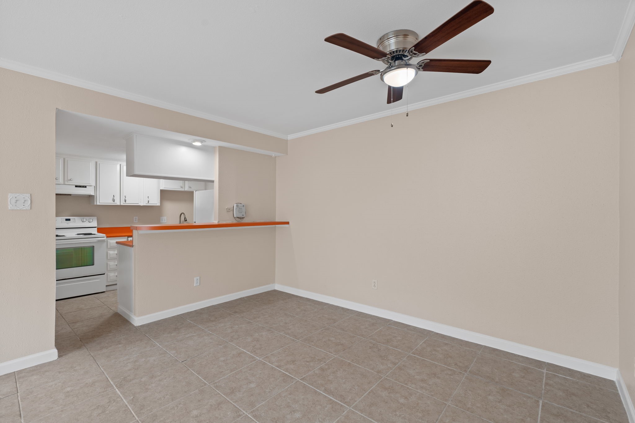 7047 Bissonnet Street, Unit 68 Houston, TX 77074 - Photo 7 of 21