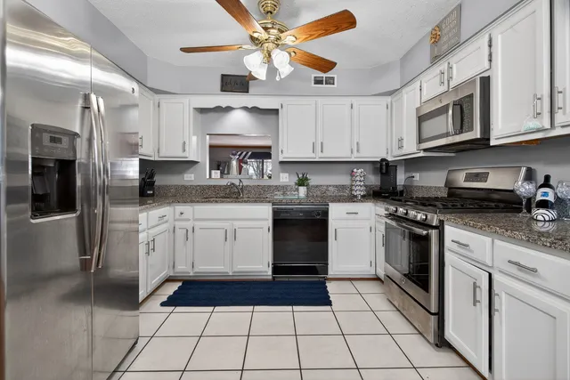 $308,000 | 803 Cobblestone Lane, Elwood, IL 60421