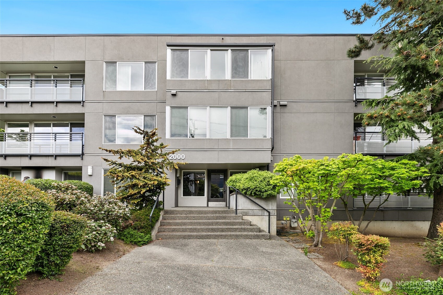 2000 West Barrett Street, Unit 202 Seattle, WA 98199 - Photo 23 of 24