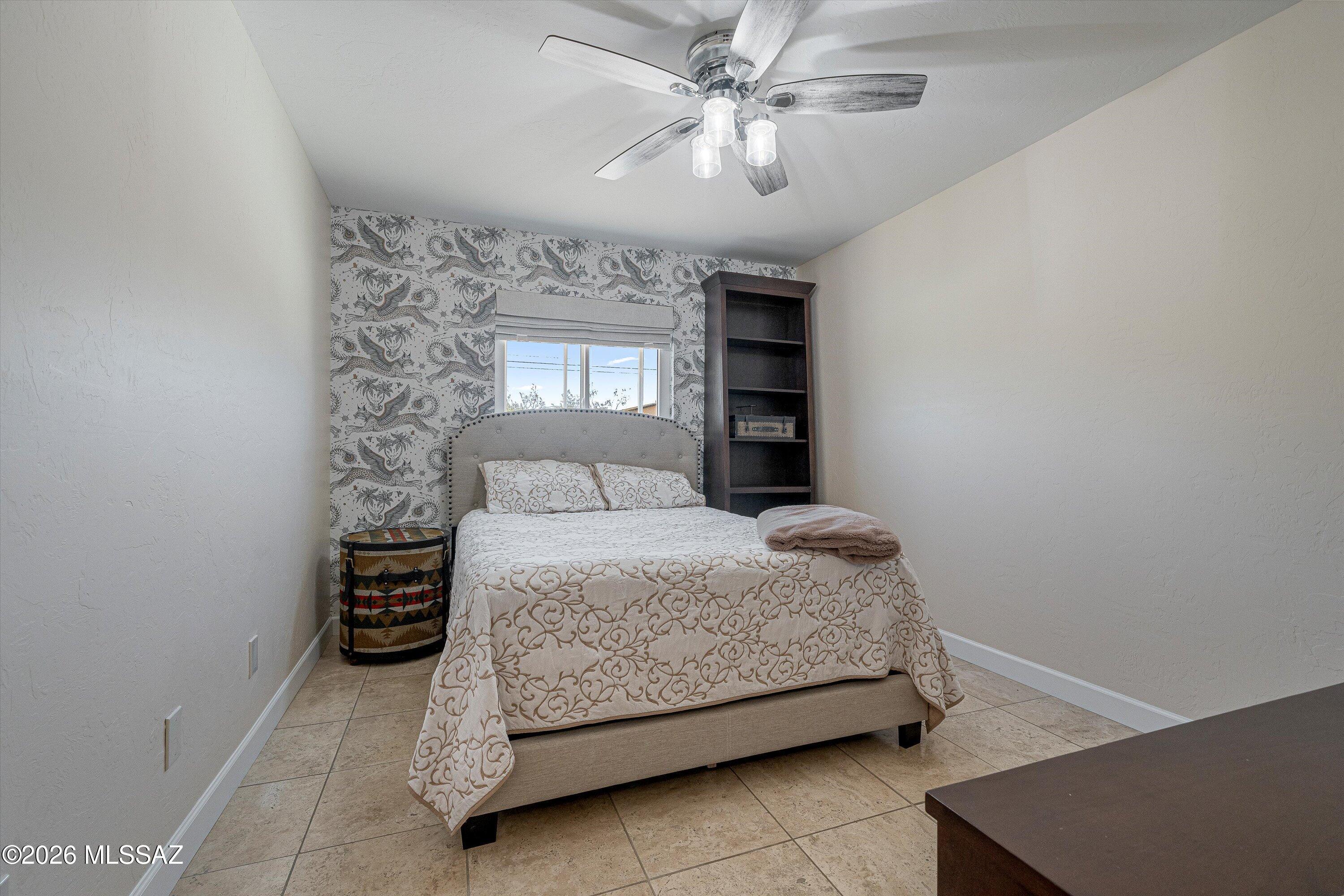 10015 East Fort Lowell Road Tucson, AZ 85749 - Photo 27 of 45 Guest suite
