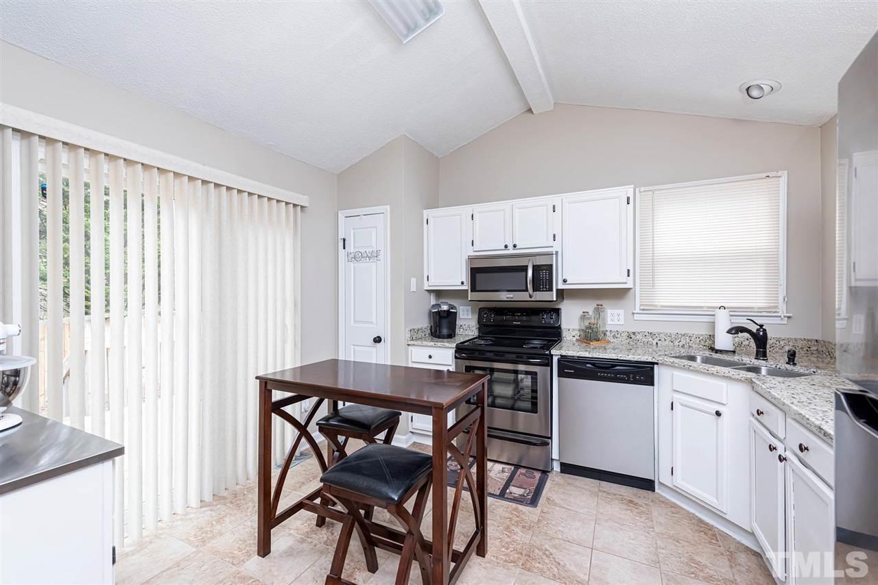 4505 Knightsbridge Way Raleigh, NC 27604 - Photo 14 of 25