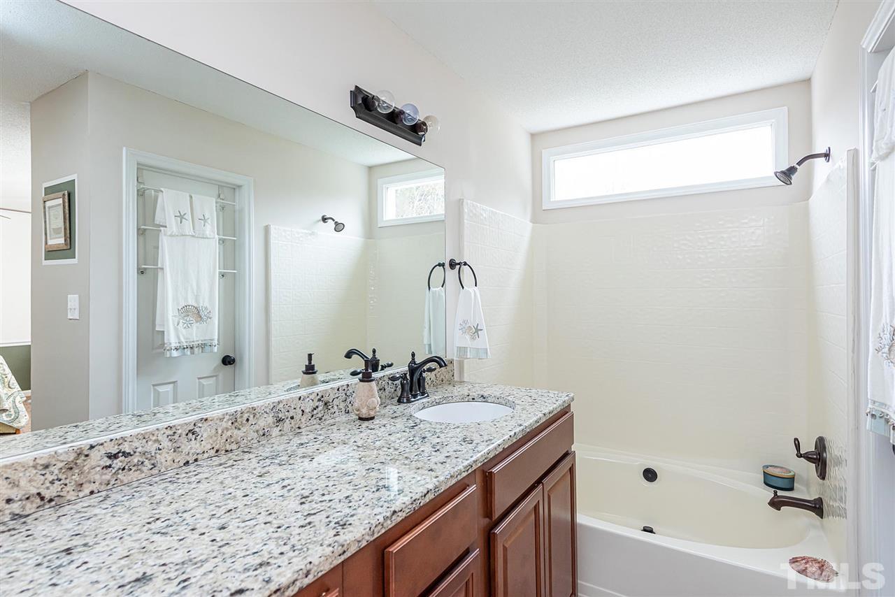 4505 Knightsbridge Way Raleigh, NC 27604 - Photo 10 of 25