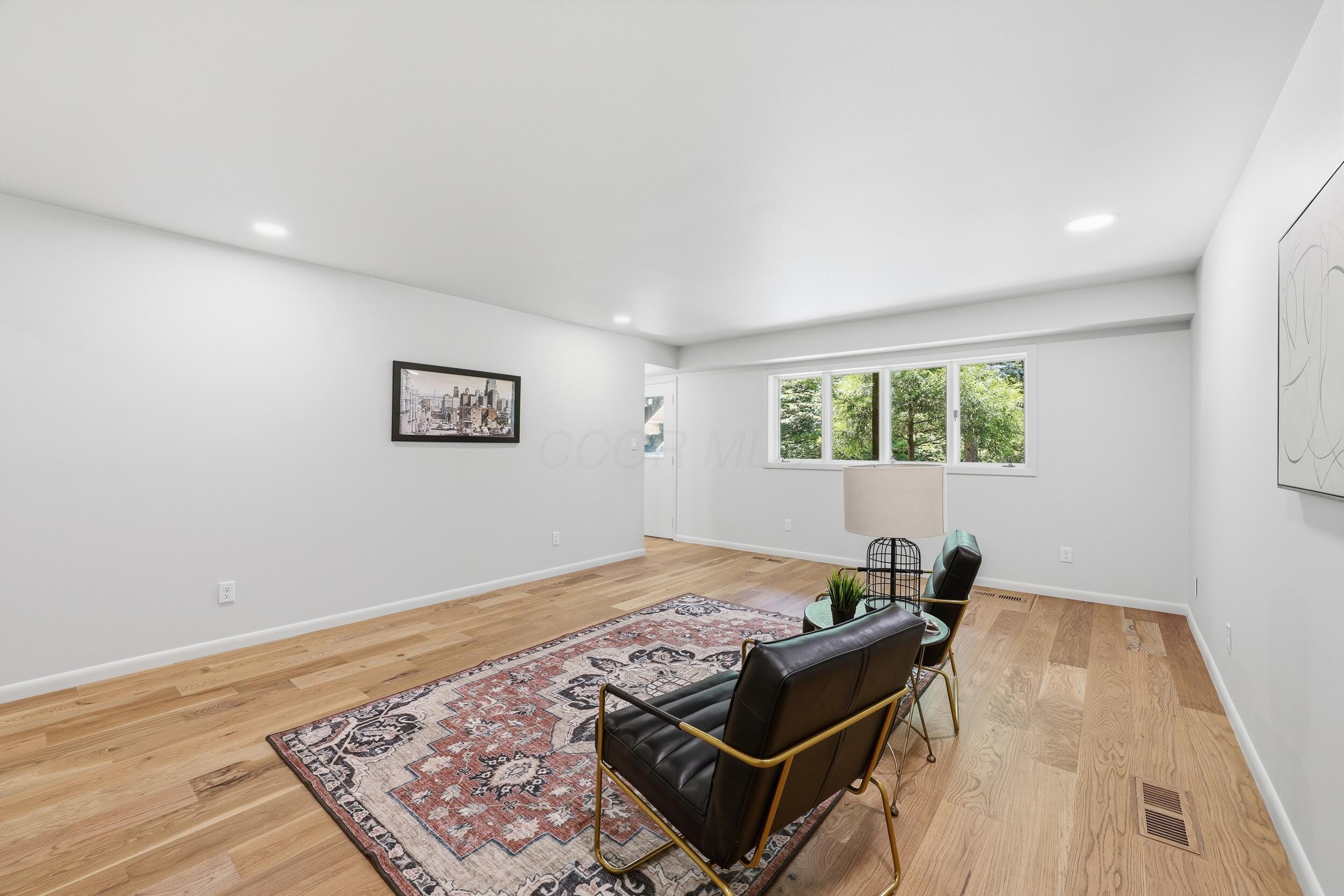 4499 Summit Ridge Road Upper Arlington, OH 43220 - Photo 35 of 76 Movie time
