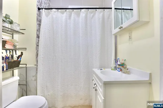 $300,000 | 116 North 13th Street, Newark, NJ 07107