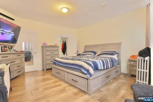 $300,000 | 116 North 13th Street, Newark, NJ 07107