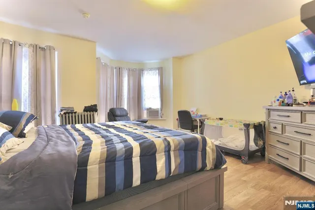 $300,000 | 116 North 13th Street, Newark, NJ 07107