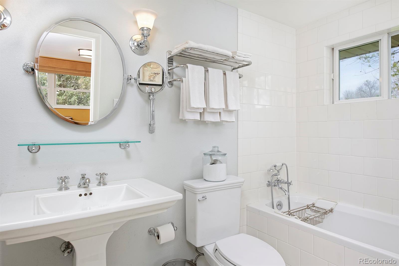 8239 Hygiene Road Longmont, CO 80503 - Photo 23 of 40