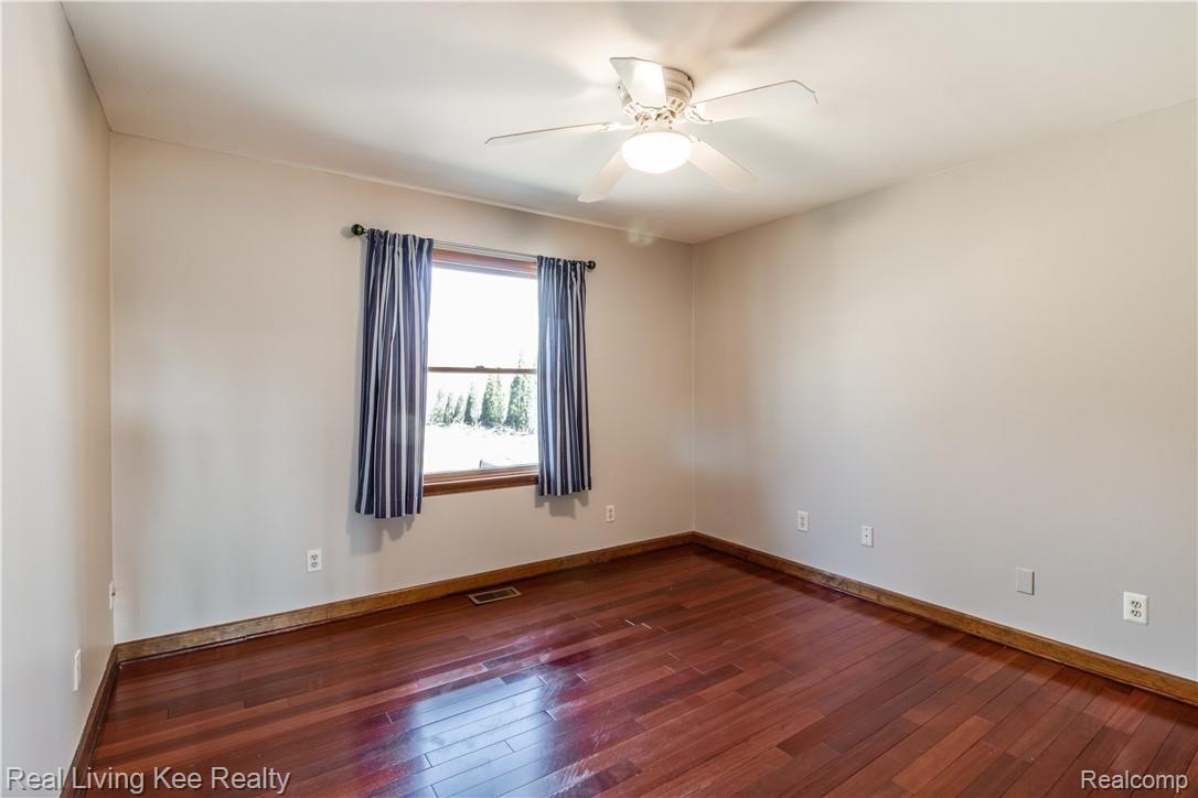 1582 West Auburn Road Rochester, MI 48309 - Photo 46 of 73 Interior 14.jpg