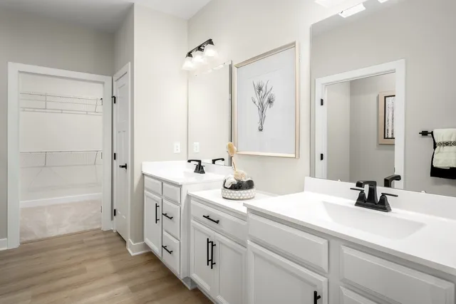 $459,990 | 2739 Thoroughbred Way, White House, TN 37188