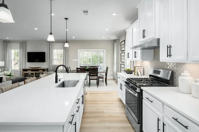 $459,990 | 2739 Thoroughbred Way, White House, TN 37188